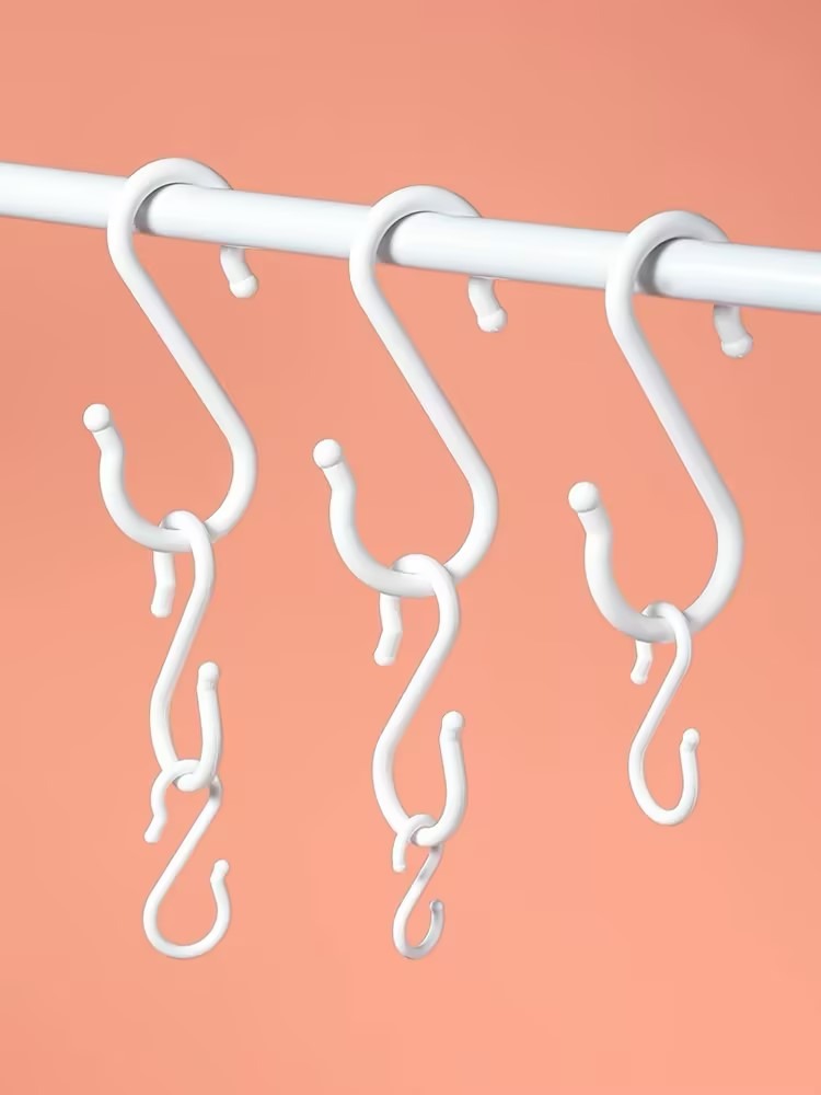 The Ultra-practical Oversized S-hook Is Suitable For A Variety Of Scenarios. They Are Powerful Load-bearing Storage Tools And Essential Items For Homes, Kitchens, And Bathrooms.