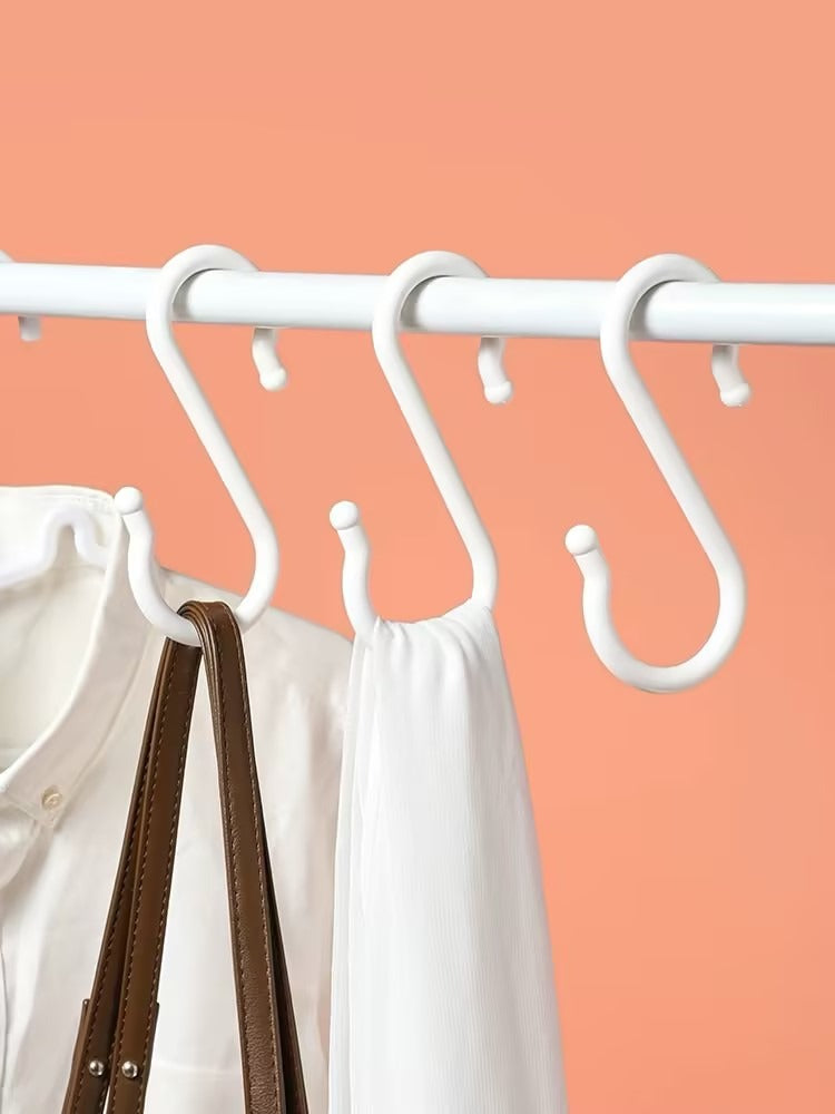 The Ultra-practical Oversized S-hook Is Suitable For A Variety Of Scenarios. They Are Powerful Load-bearing Storage Tools And Essential Items For Homes, Kitchens, And Bathrooms.